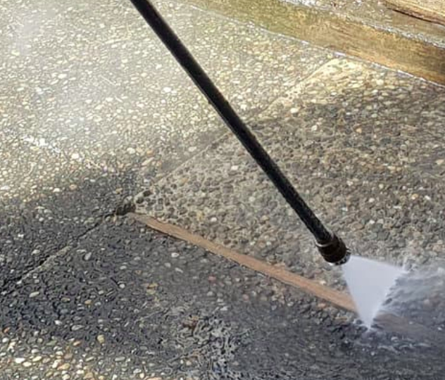 this is a picture of pressure washing in San Pedro, CA